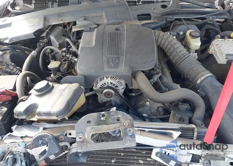 2005 Ford Crown Victoria Police from USA, damaged, VIN 2FAHP71W05X106652